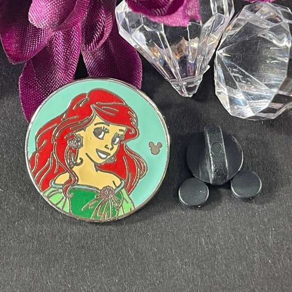 Disney Ariel Trading Pin Hidden Mickey Little Mermaid Lapel Pin Badge Brooch Pin - Picture 4 of 6